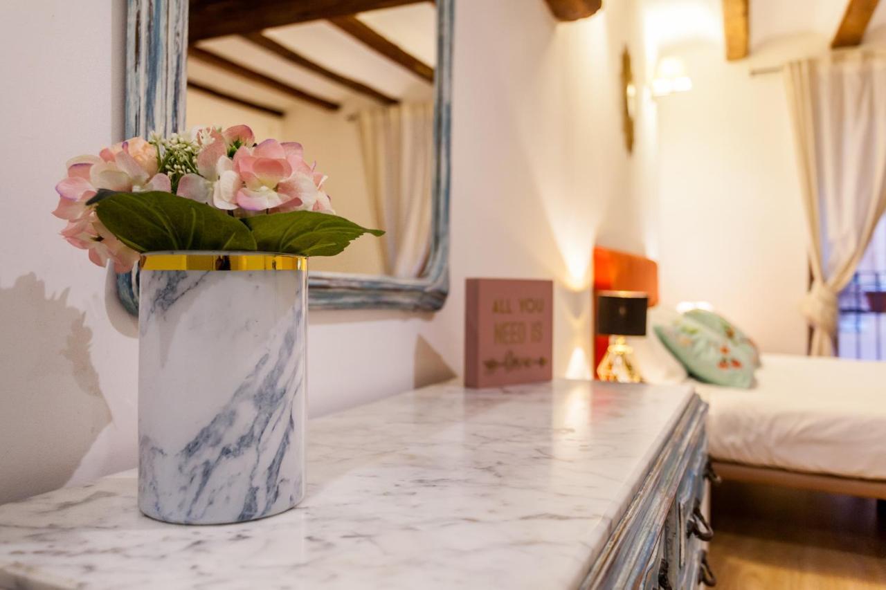 Lovely Duplex In Old Town Валенсия Екстериор снимка